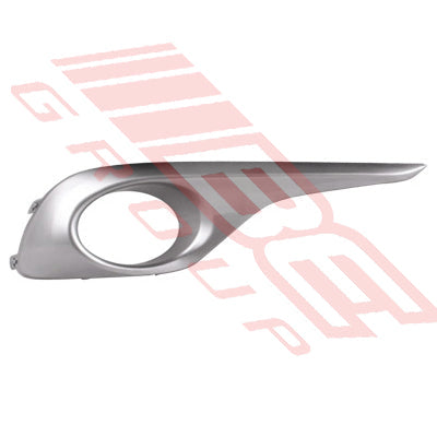 8137194-72 - FOG LAMP COVER - R/H - PAINTED SILVER/GREY - W/HOLE - TO SUIT - TOYOTA HIGHLANDER/KLUGER 2010-  F/LIFT