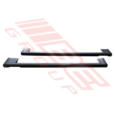 SIDE SKIRT SET - PLASTIC - WIDE - TOYOTA HIACE 2004-  WIDE