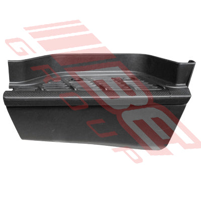 8194104-1 - FRONT STEP - L/H - PLASTIC - TO SUIT - TOYOTA HIACE 2004-